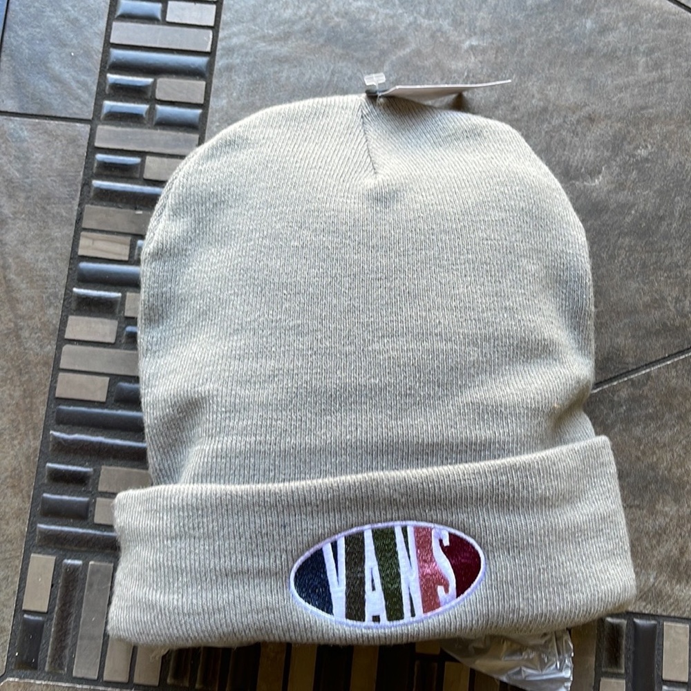 Vans WM Breakin Curf Grey Beanie Skateboarding Hat Women & Men VN0A5GUV85T - Picture 11 of 16